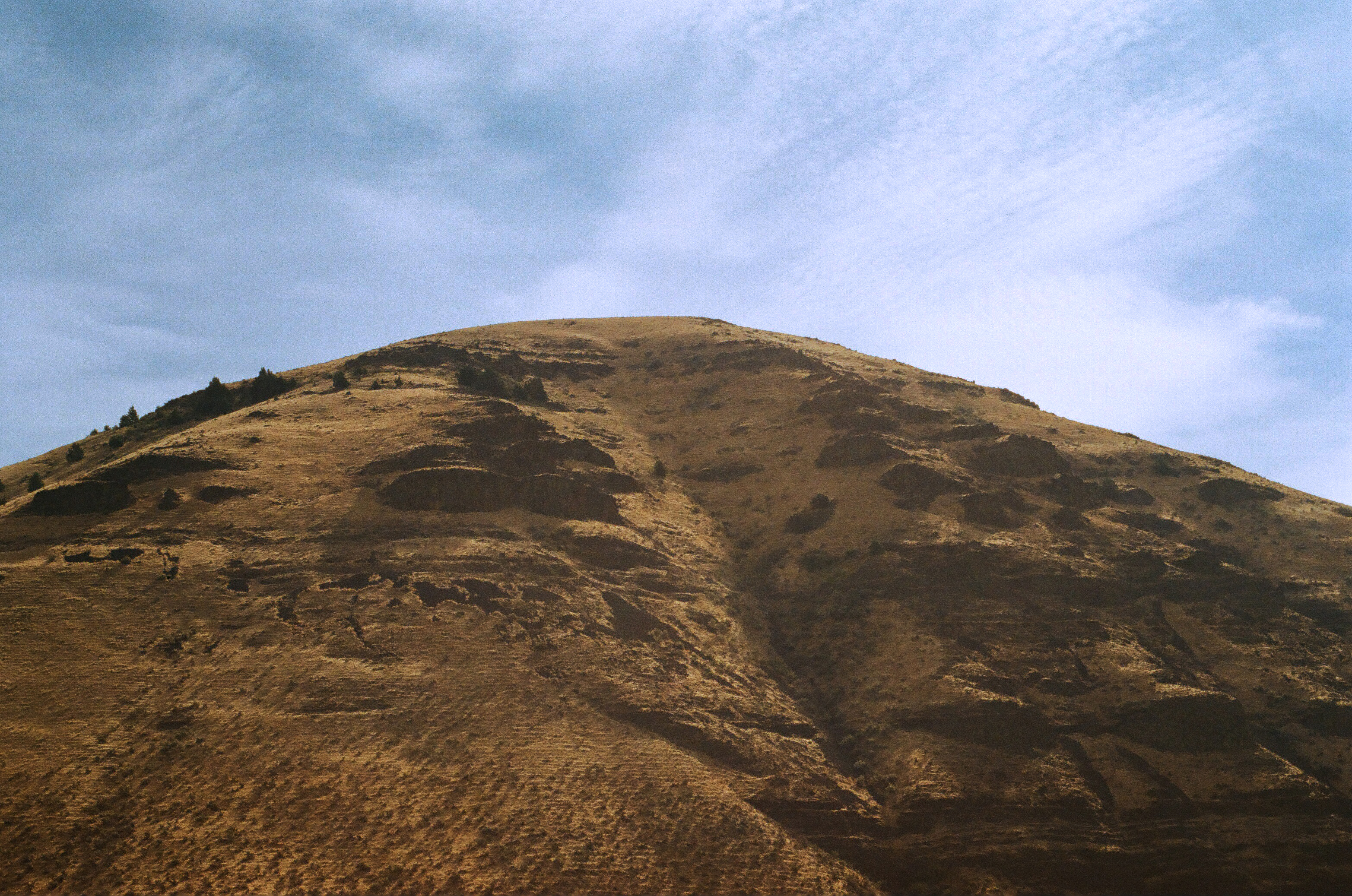 757603100016_16A.jpg