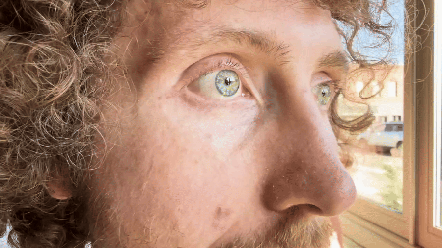 A gif of Mason’s eyes.
