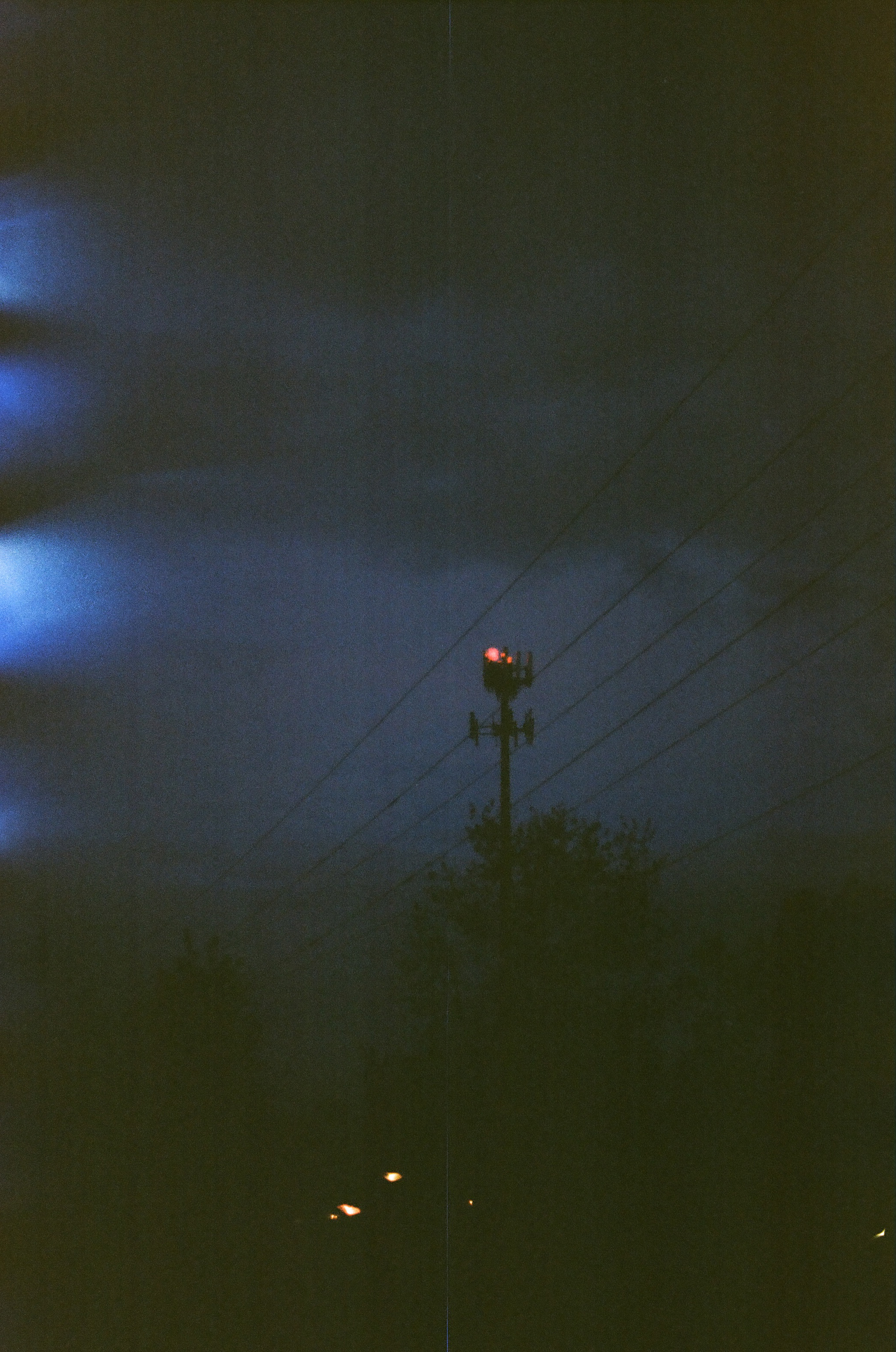 757603120003_2.jpg
