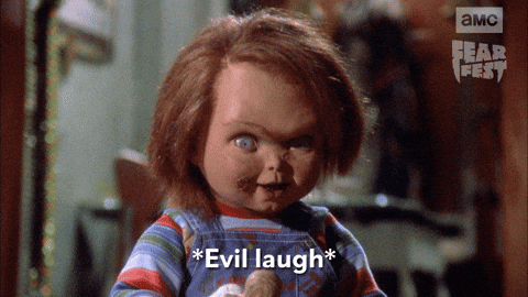 Imagem é um GIF com o boneco Chucky dando uma risada maligna