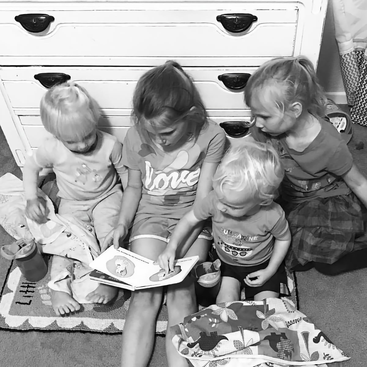 kids-reading.jpg