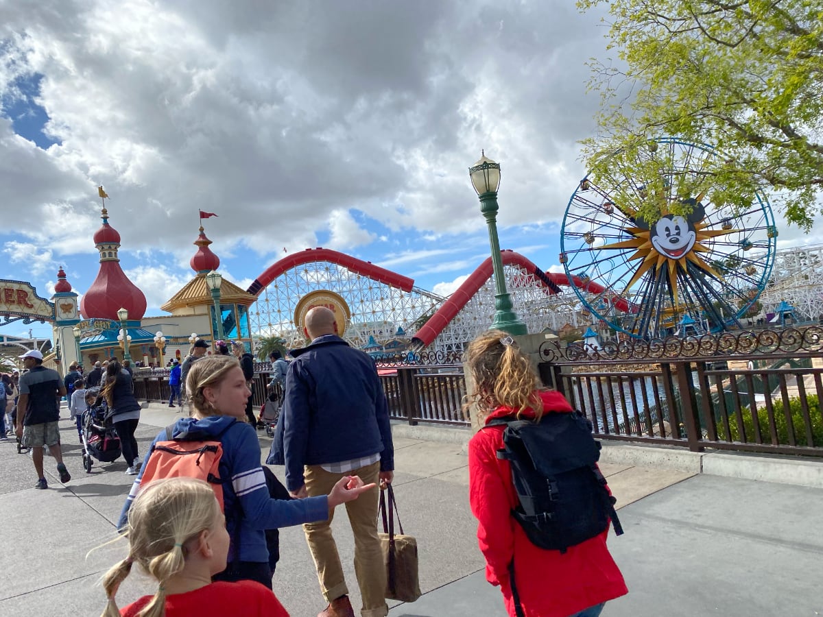 disneyland.jpg